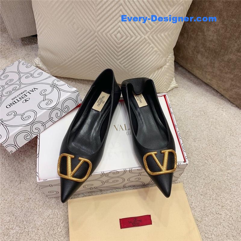 Va1e*ntin0 v logo slip-ons