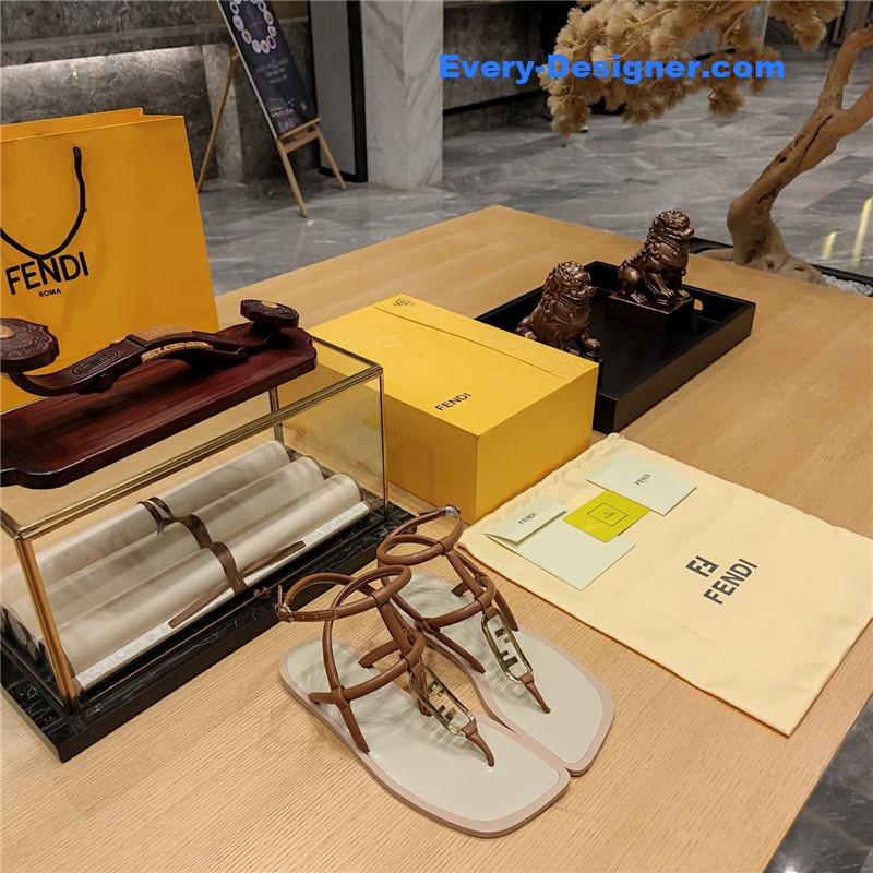 F**di flat beach sandals