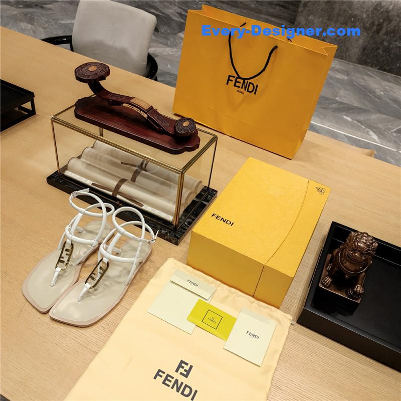 F**di flat beach sandals