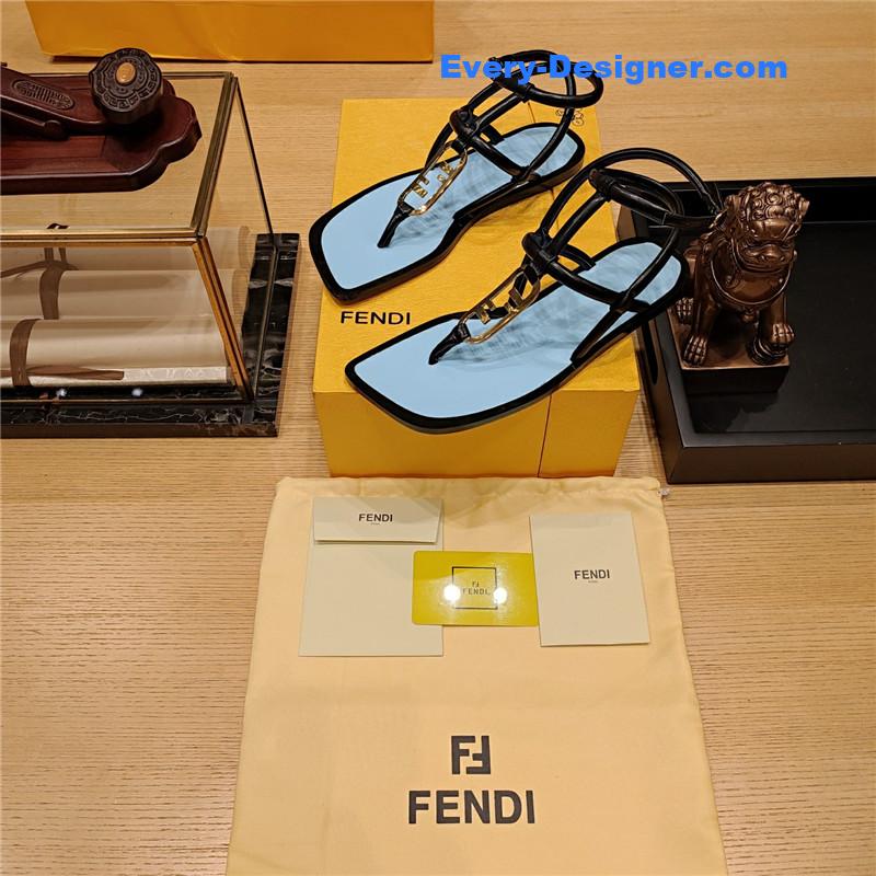 F**di flat beach sandals