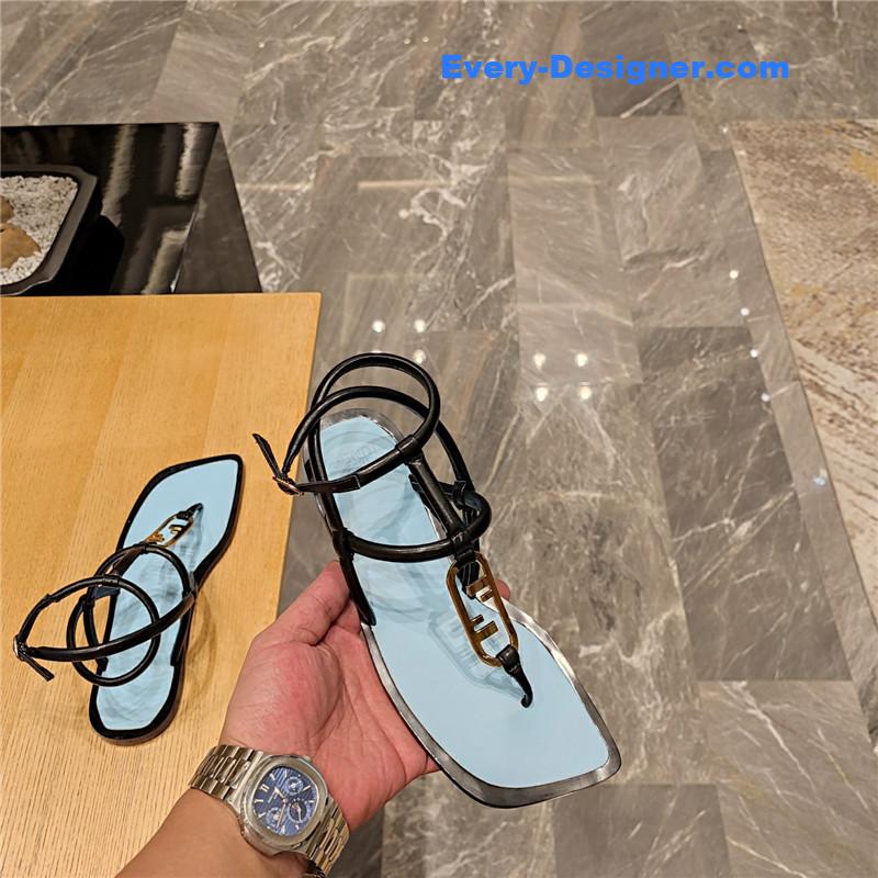 F**di flat beach sandals