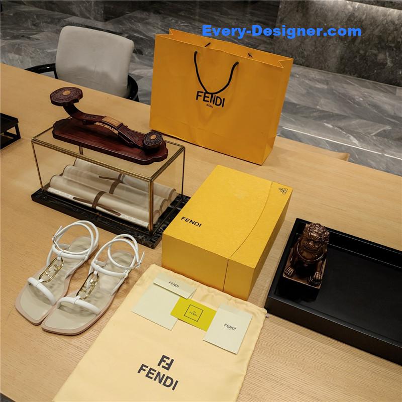 F**di flat beach sandals