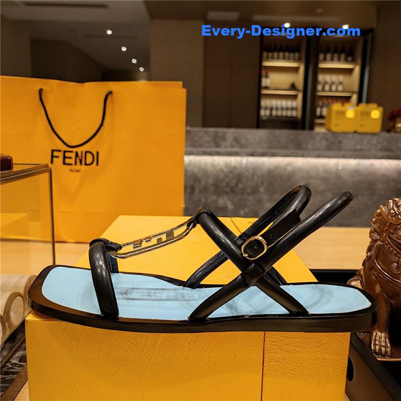 F**di flat beach sandals