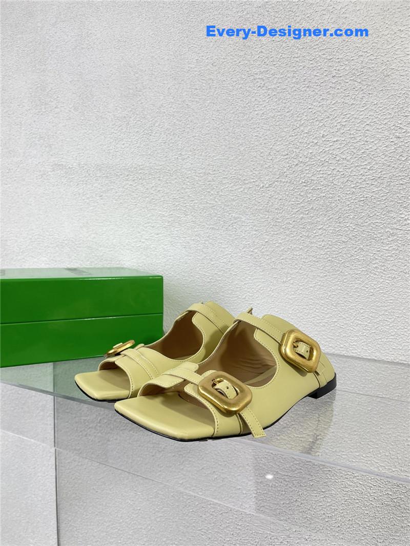 b0tt*ga Ven*ta double hardware slides