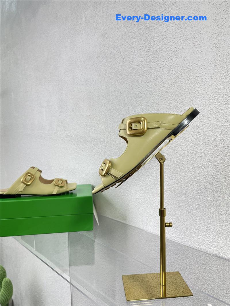 b0tt*ga Ven*ta double hardware slides