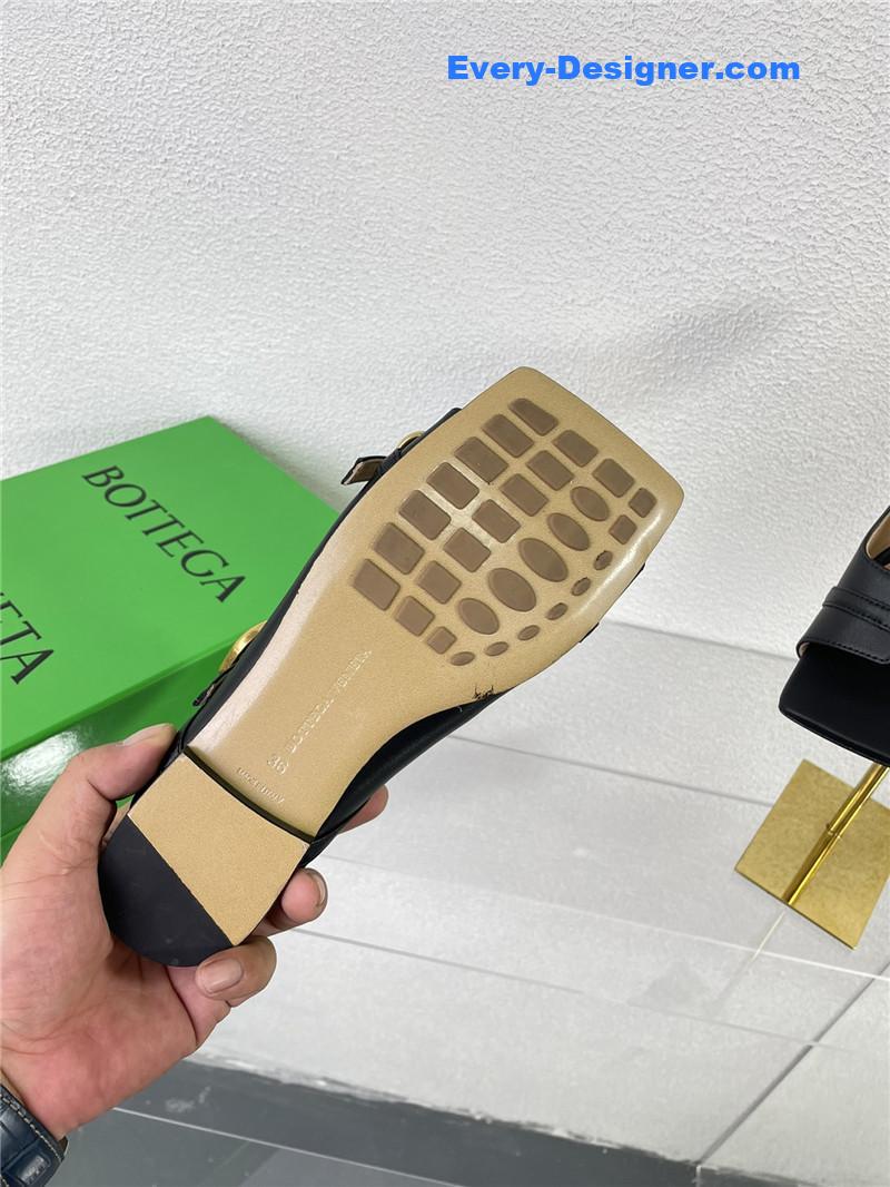 b0tt*ga Ven*ta double hardware slides