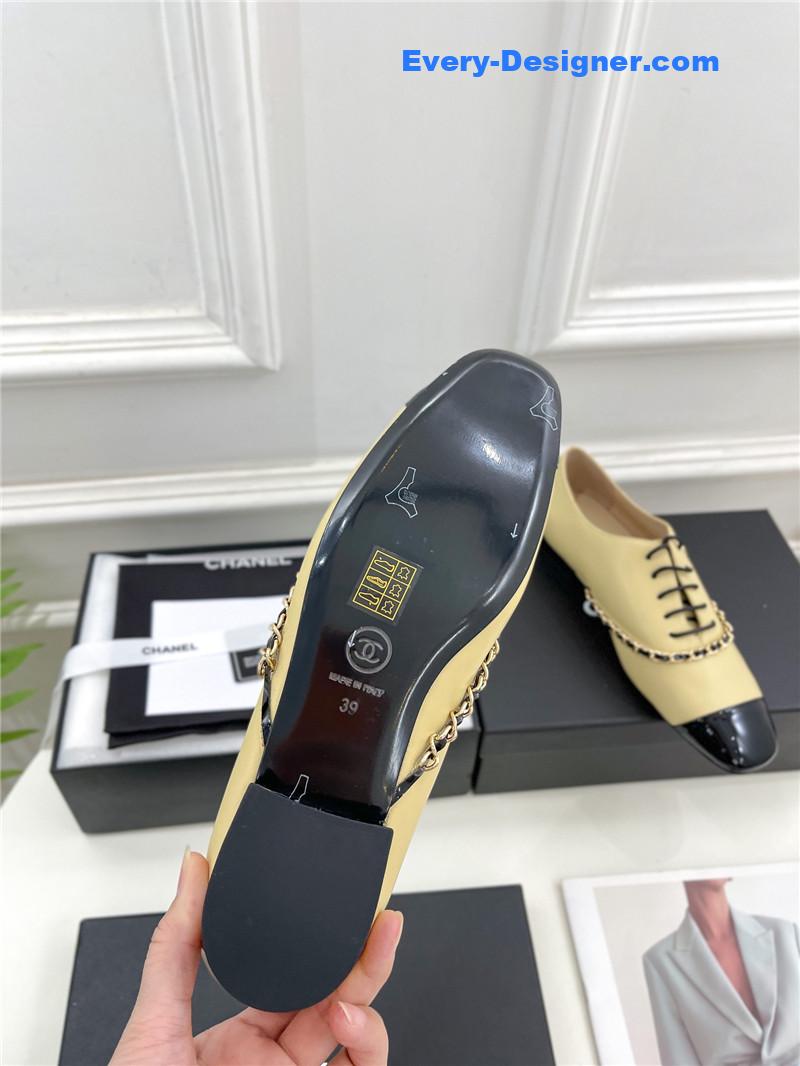 CC catwalk chain lace-up shoes