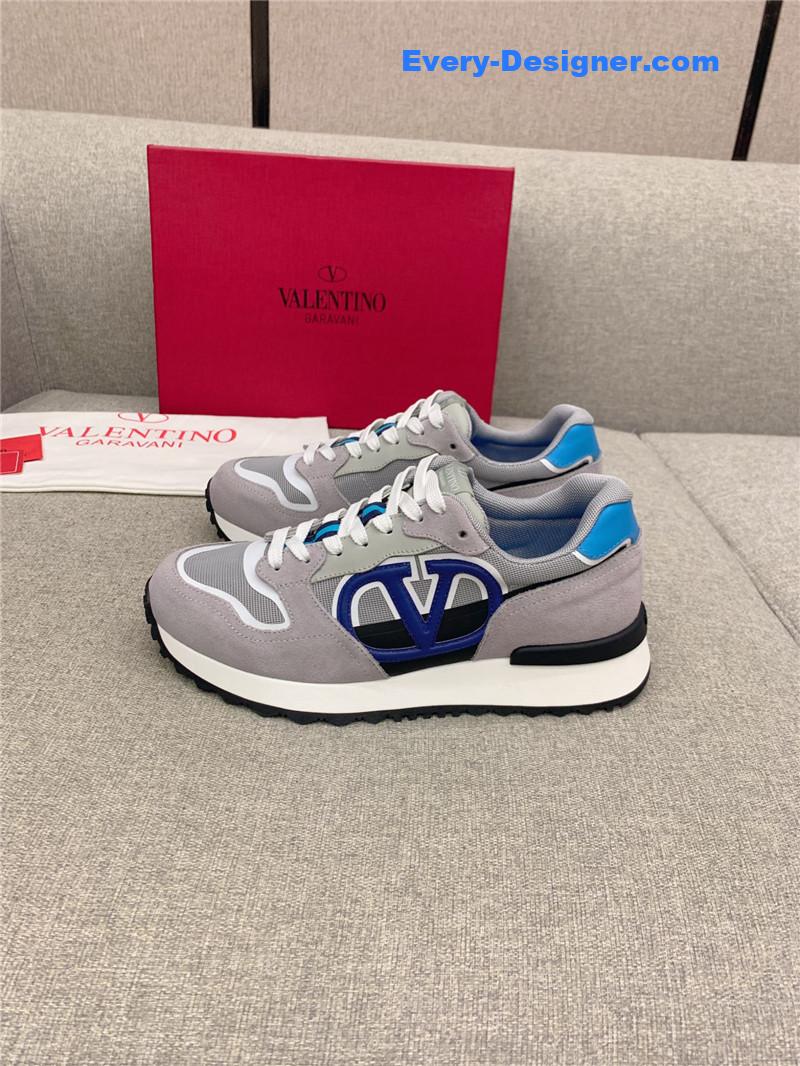 Va1e*ntin0 new sneakers
