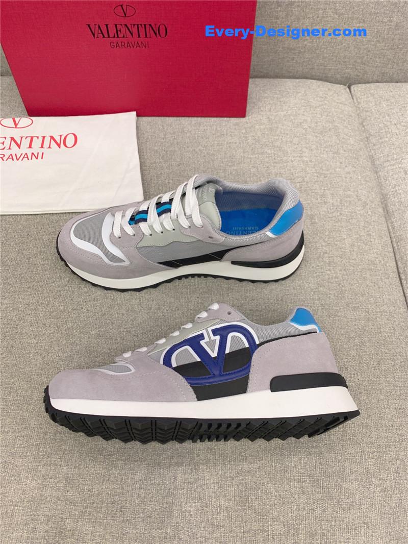Va1e*ntin0 new sneakers
