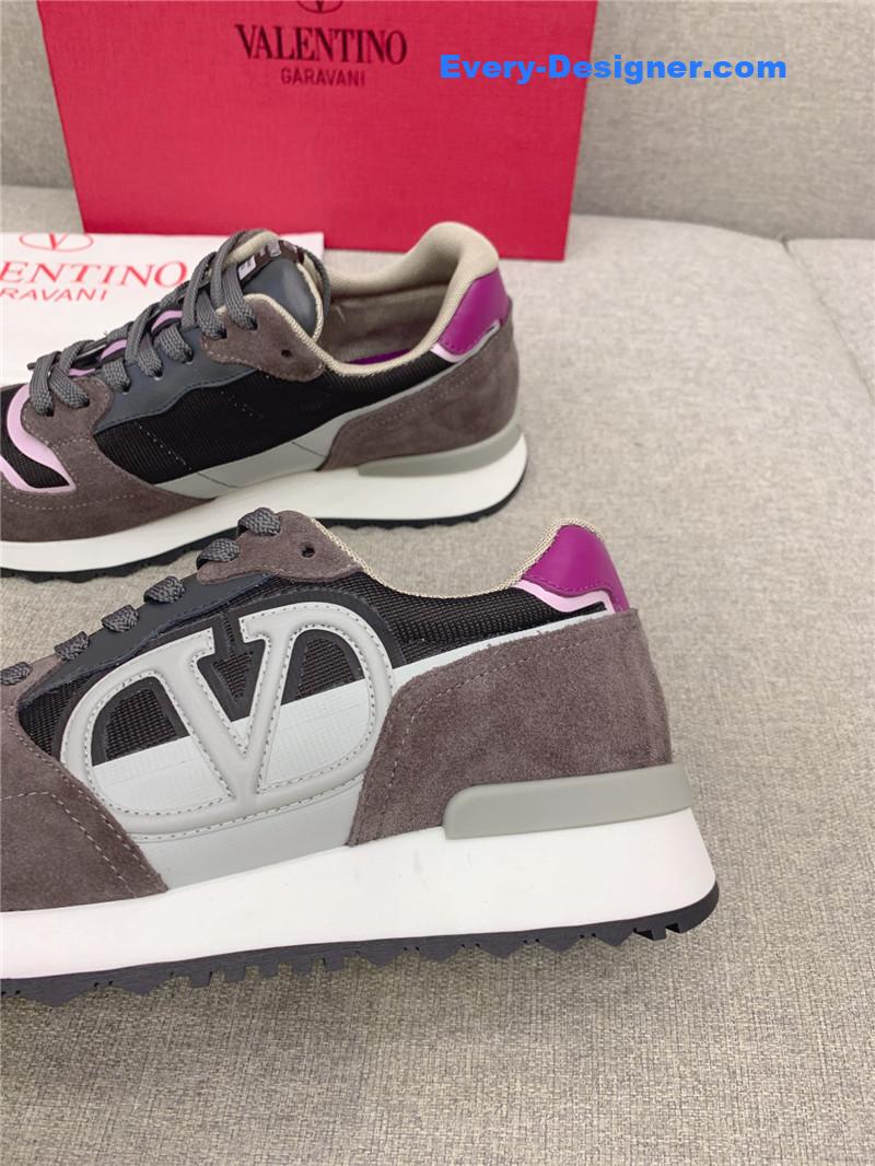 Va1e*ntin0 new sneakers