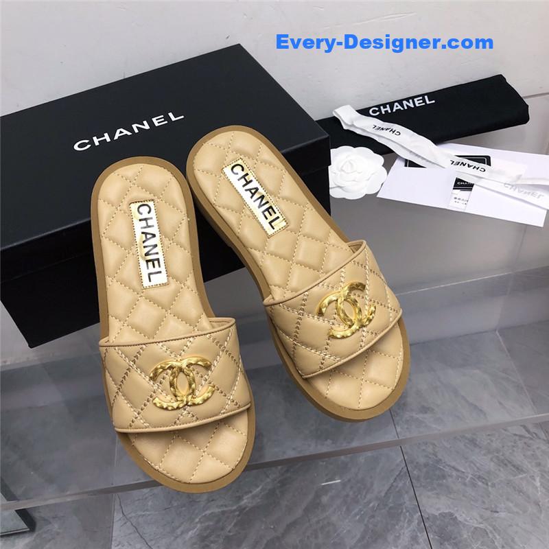 CC explosion Iogo sandals