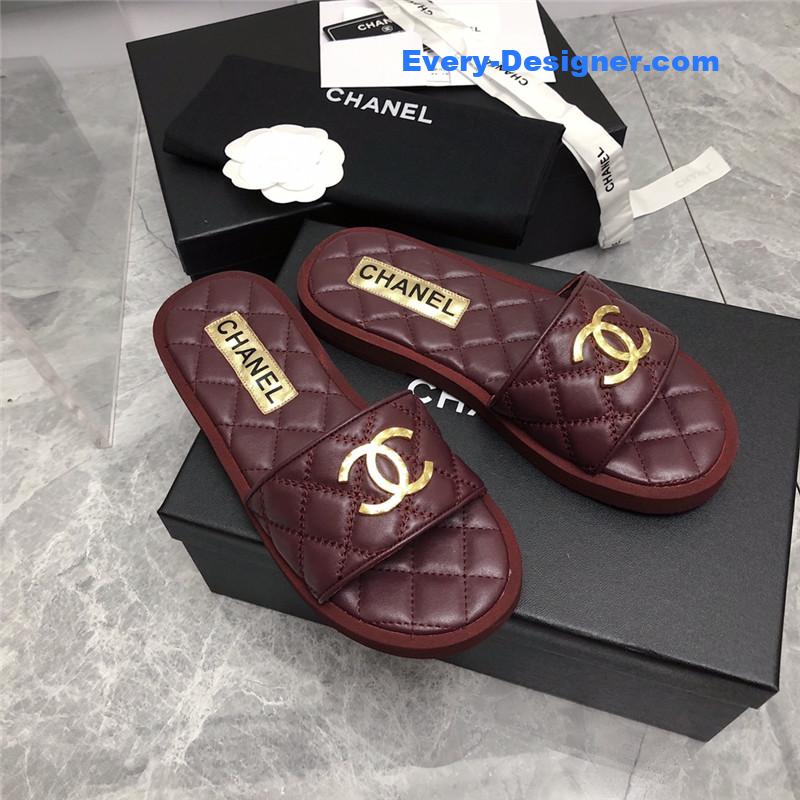 CC explosion Iogo sandals