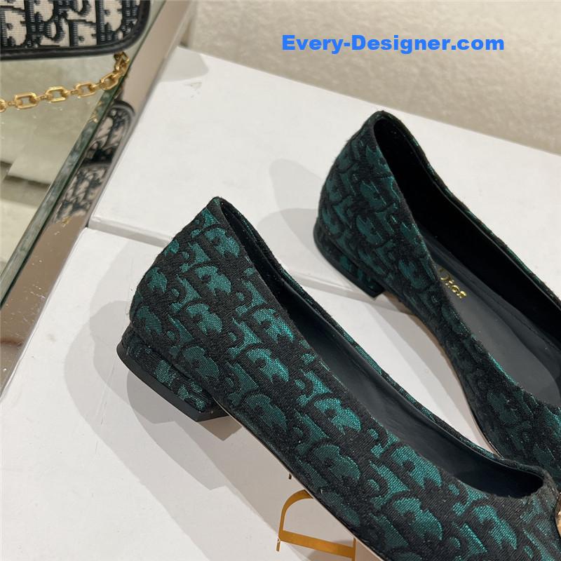 D10r early spring new pointed flat shoes