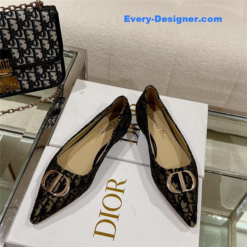 D10r early spring new pointed flat shoes