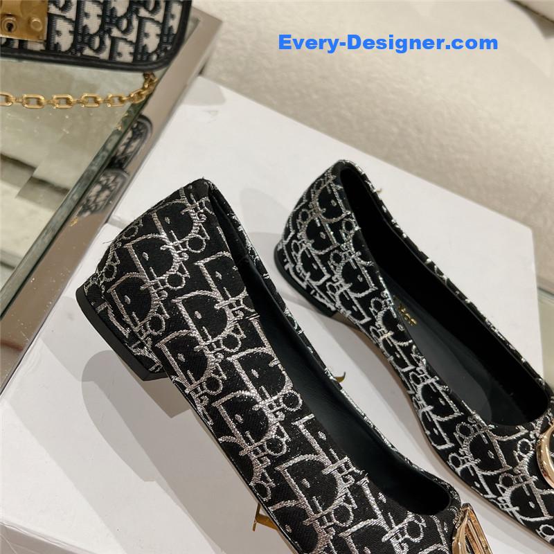 D10r early spring new pointed flat shoes