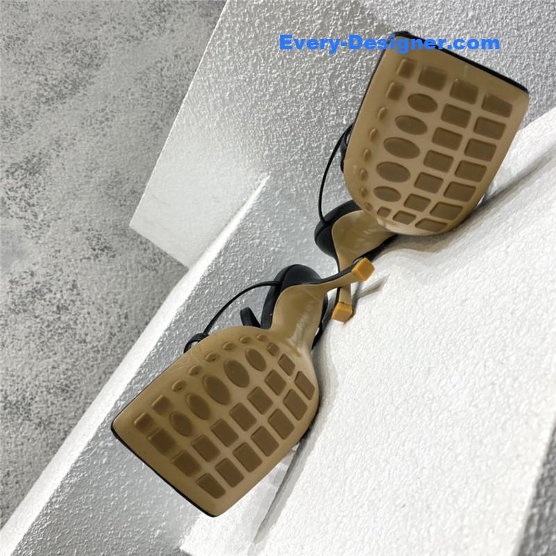 b0tt*ga Ven*ta classic heeled sandals