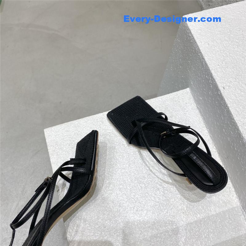 b0tt*ga Ven*ta classic heeled sandals