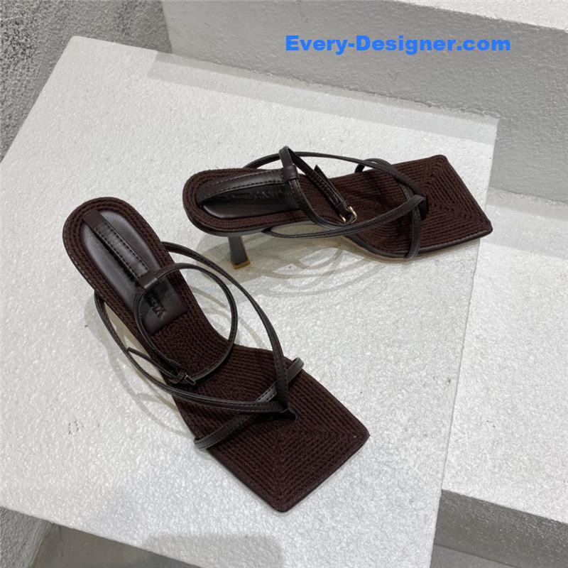 b0tt*ga Ven*ta classic heeled sandals