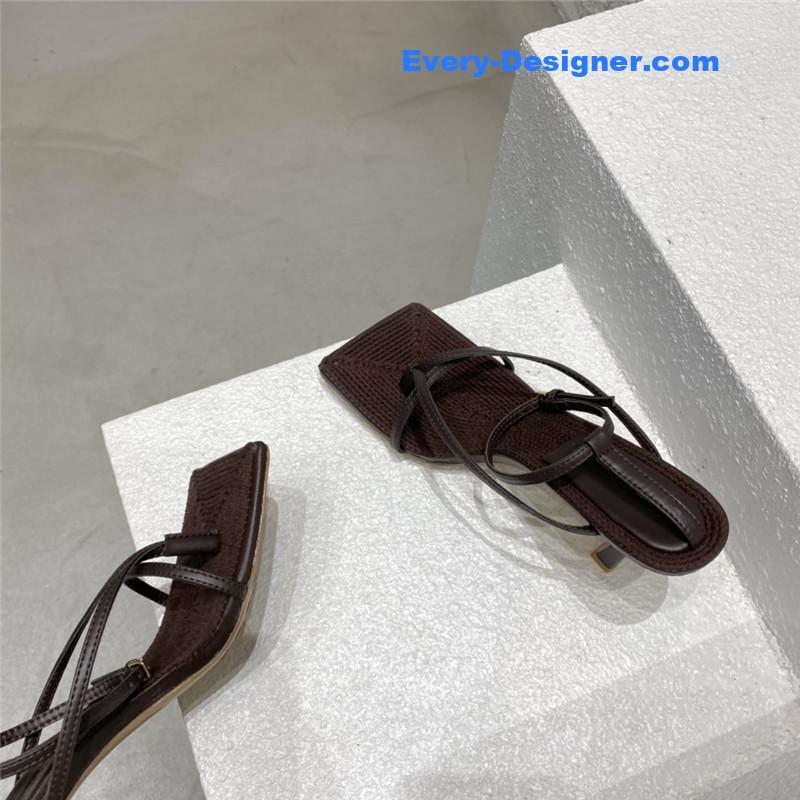 b0tt*ga Ven*ta classic heeled sandals