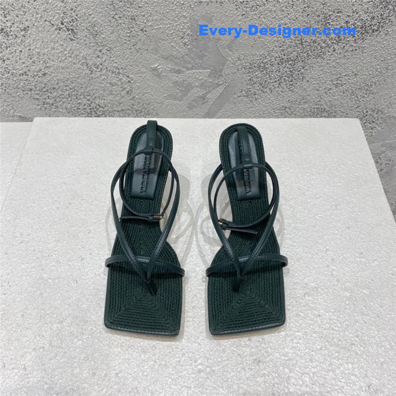 b0tt*ga Ven*ta classic heeled sandals