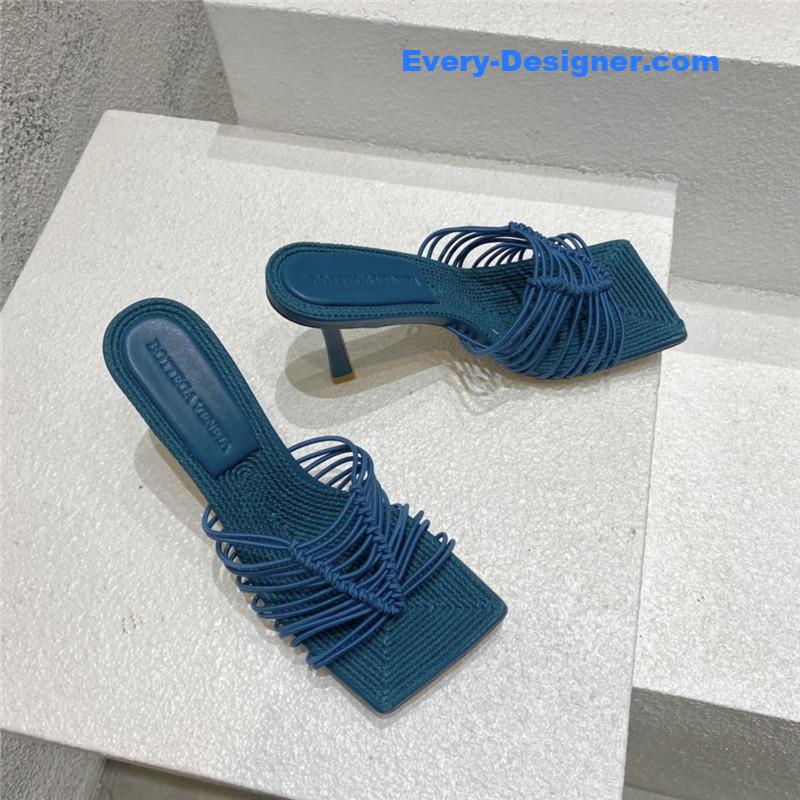 b0tt*ga Ven*ta classic heeled sandals