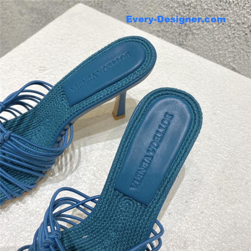 b0tt*ga Ven*ta classic heeled sandals