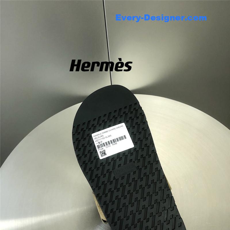 H**me5 genius second uncle sandals