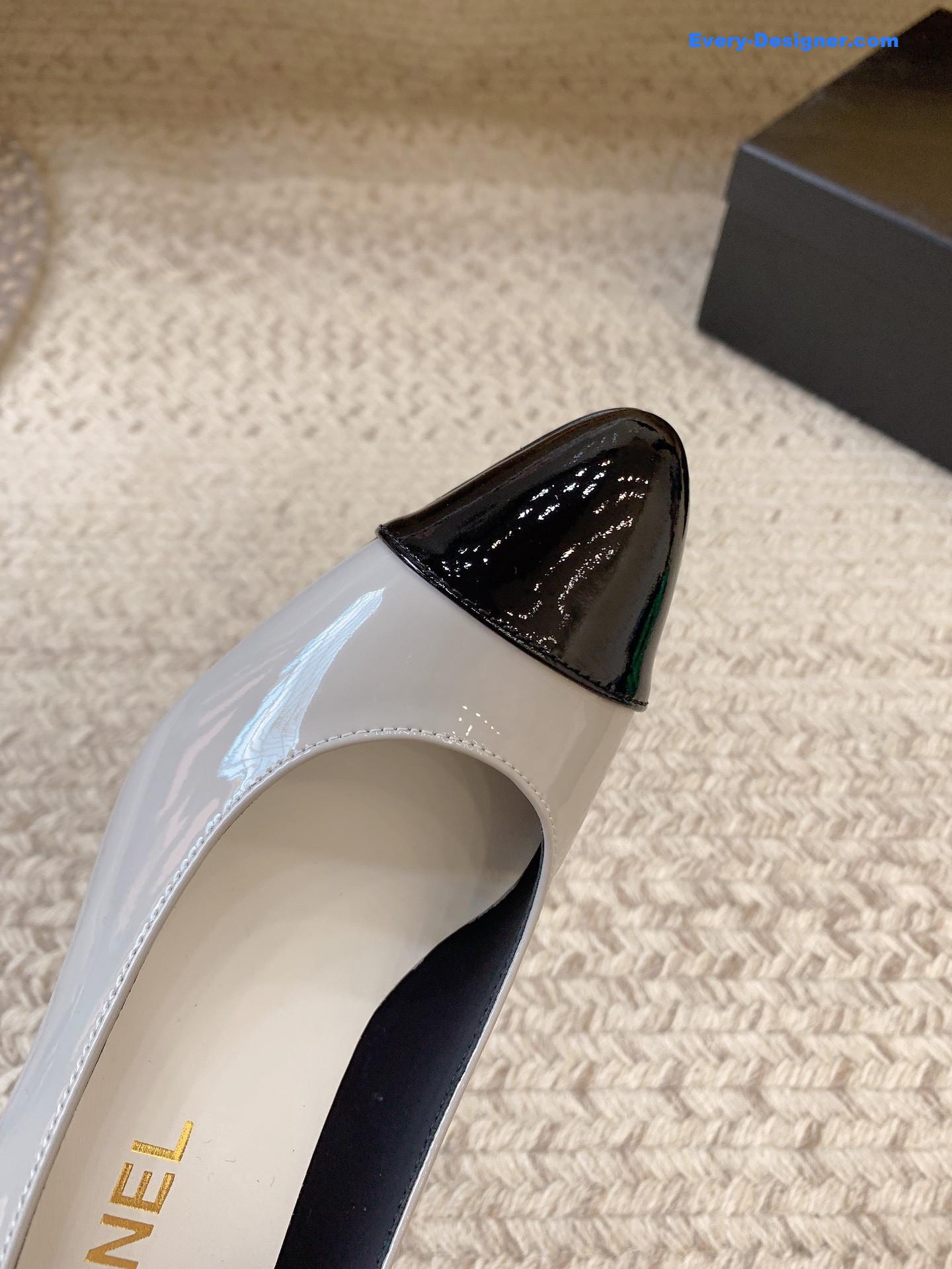 CC new patent leather shoes