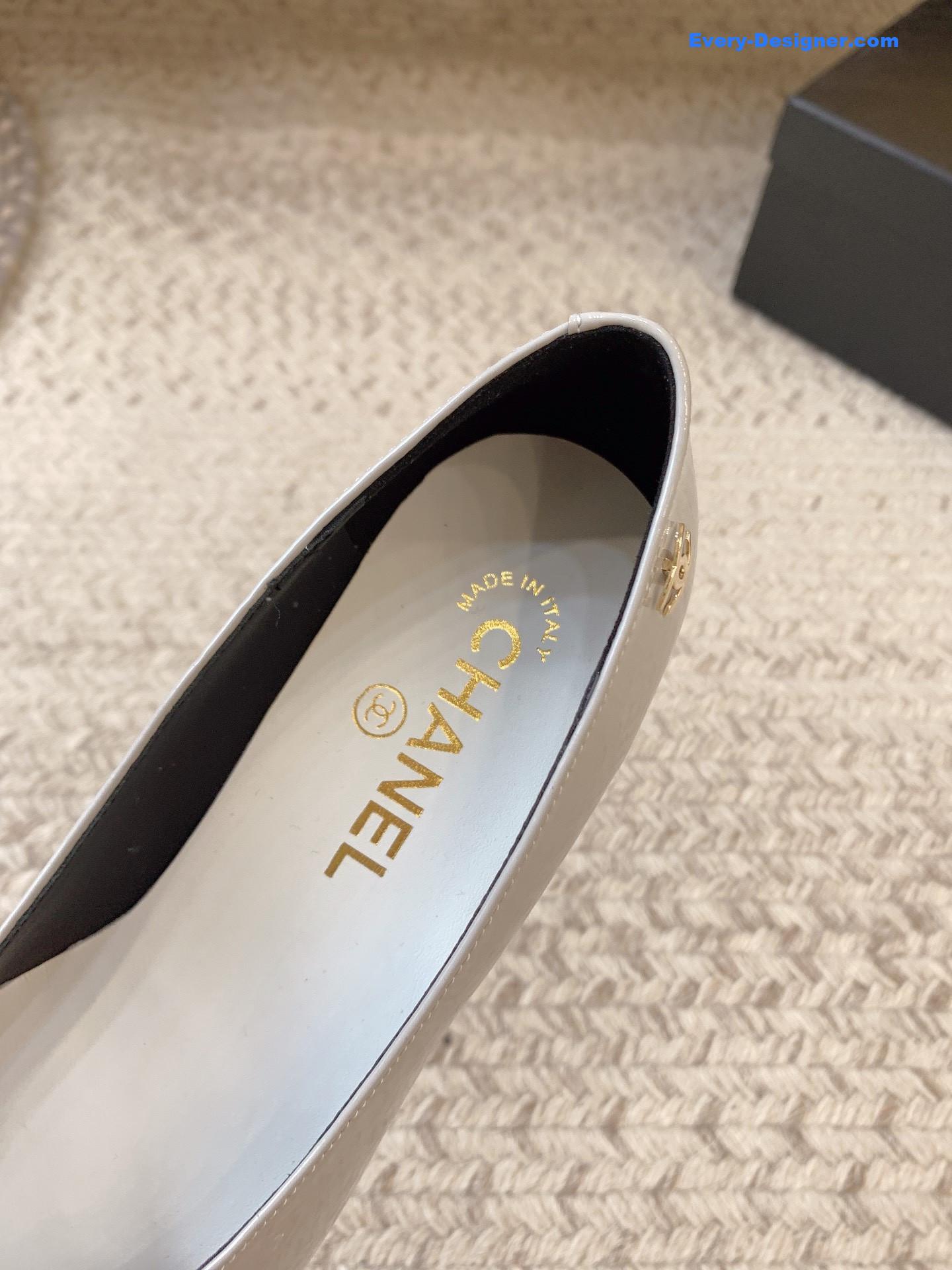 CC new patent leather shoes