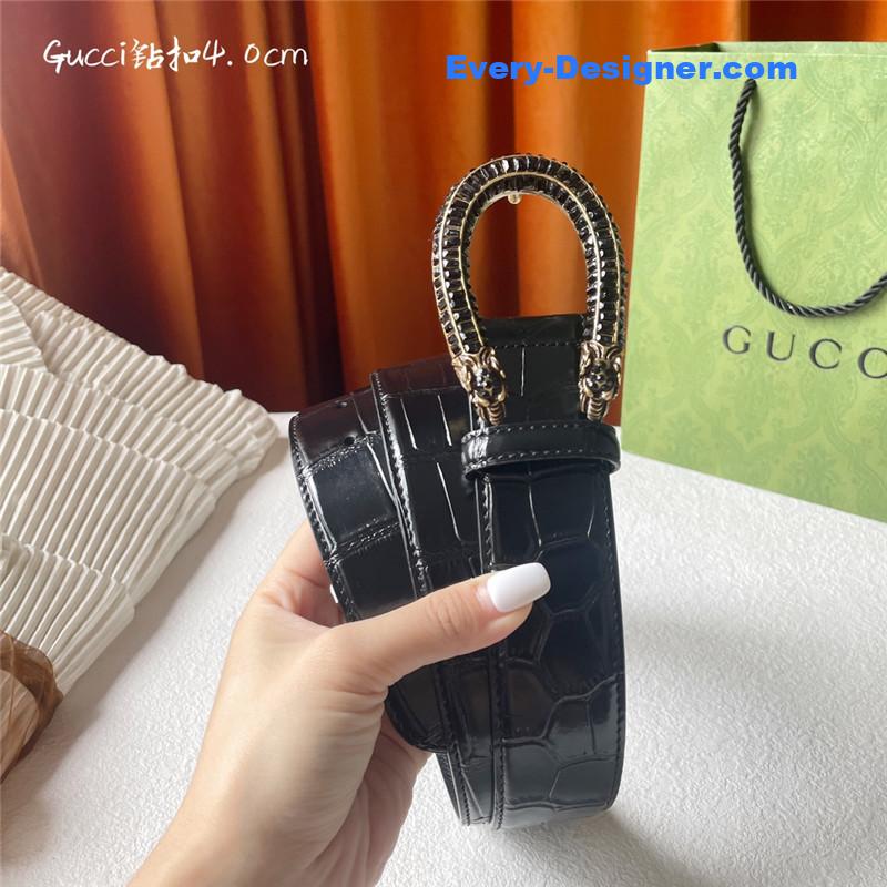 Gvc*1 crocodile calfskin