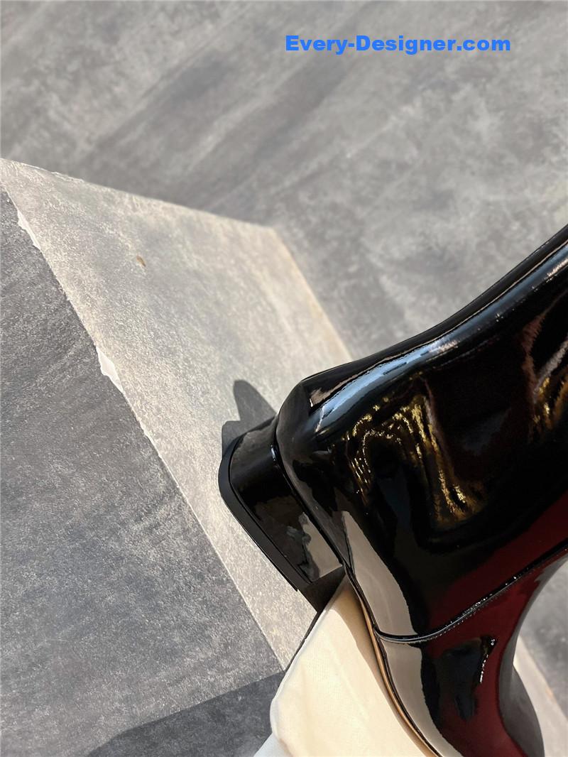 Va1e*ntin0 leather outsole ankle boots