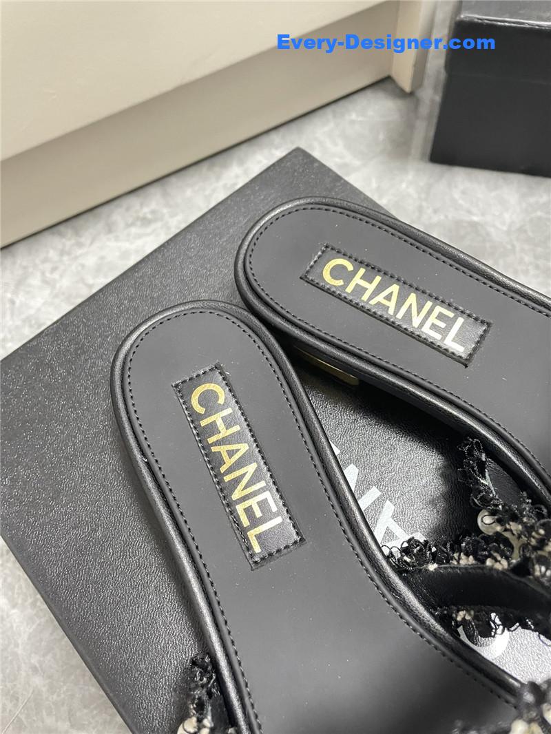 CC new pearl buckle slippers