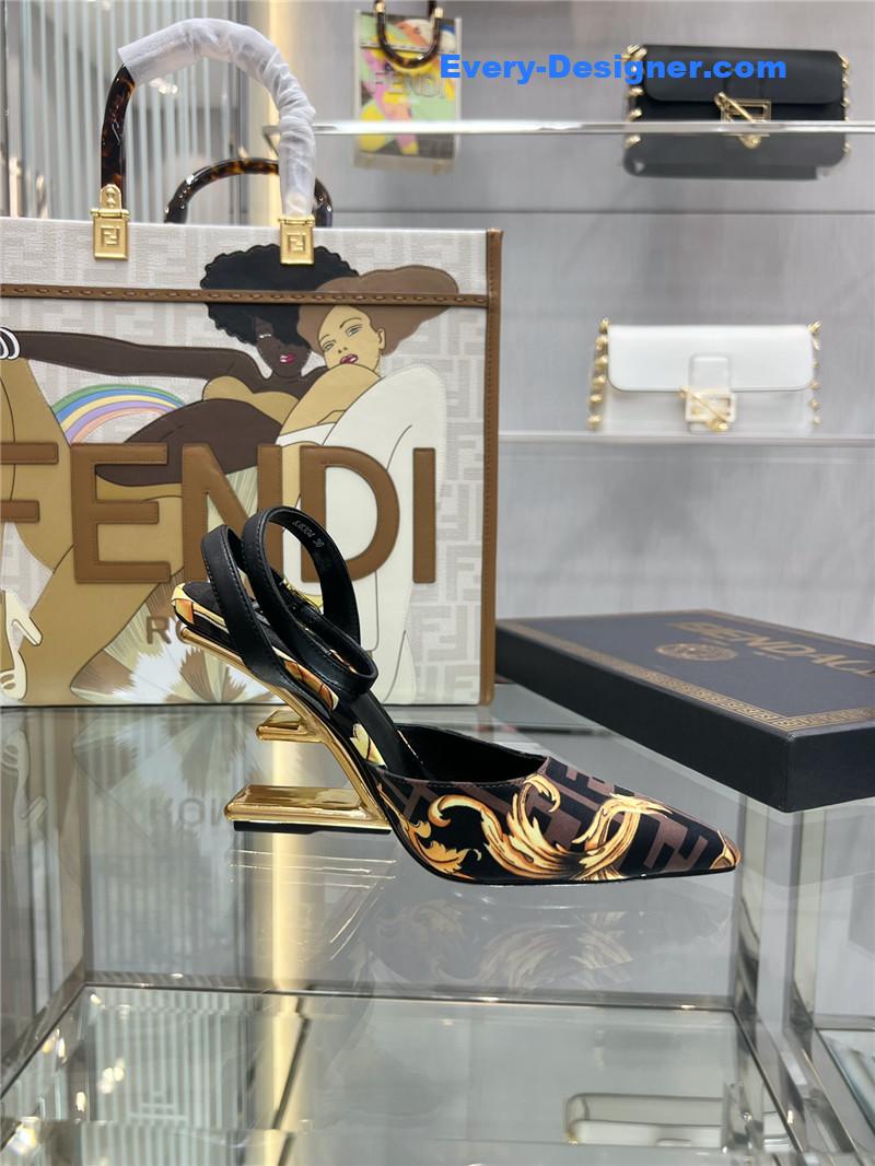 F**di f-shaped three-dimensional heel pumps