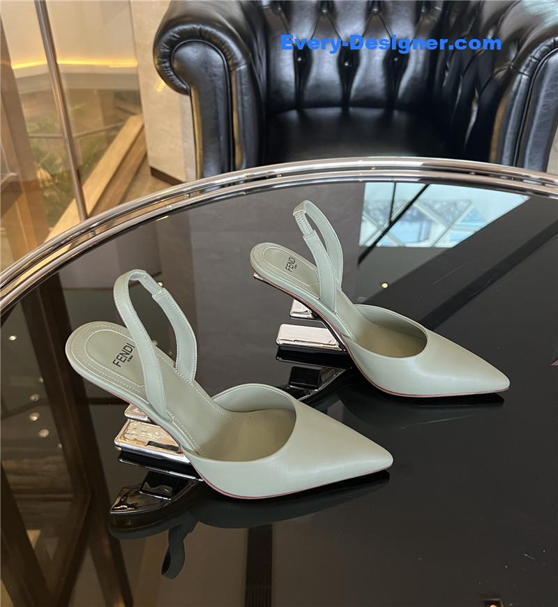 F**di f-shaped three-dimensional heel pumps