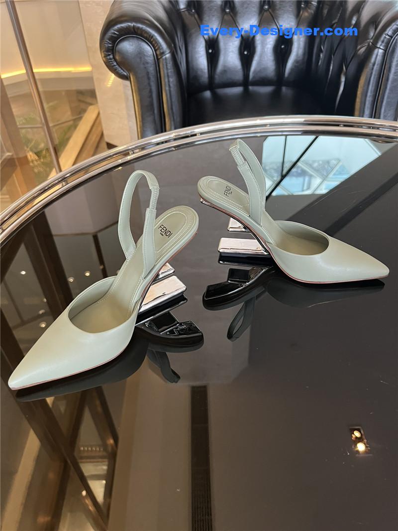 F**di f-shaped three-dimensional heel pumps