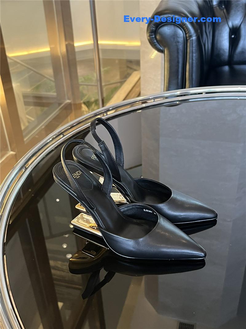 F**di f-shaped three-dimensional heel pumps