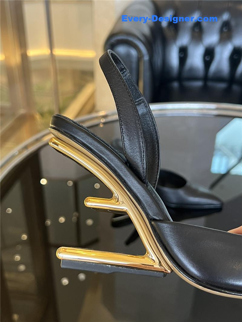 F**di f-shaped three-dimensional heel pumps