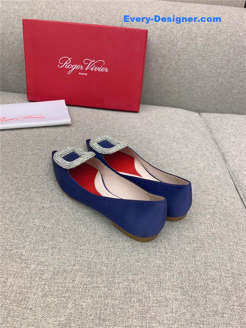 roger vivier classic D1am0nd buckle silk pumps