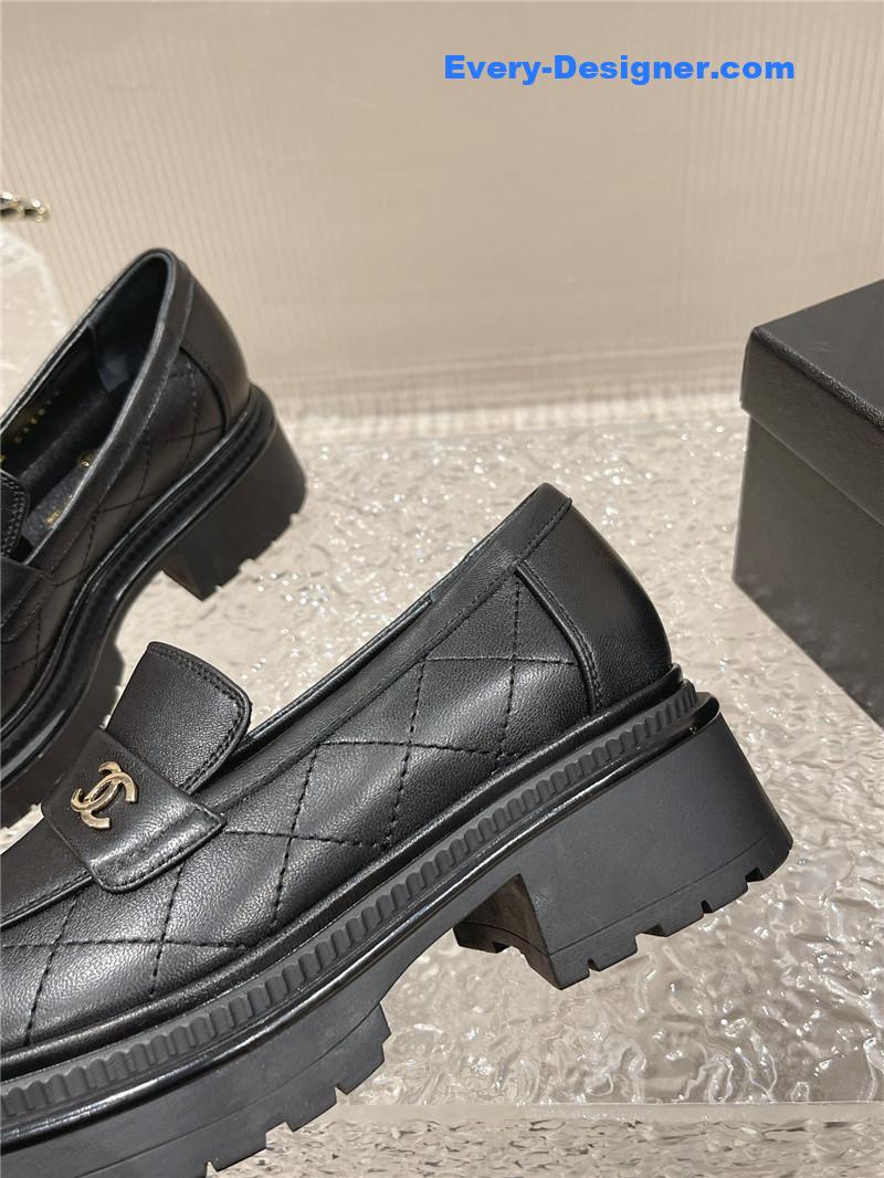 CC calfskin lozenge shoes