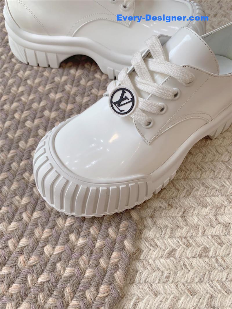 l0vis Vvtt0n lv mary jane shoes