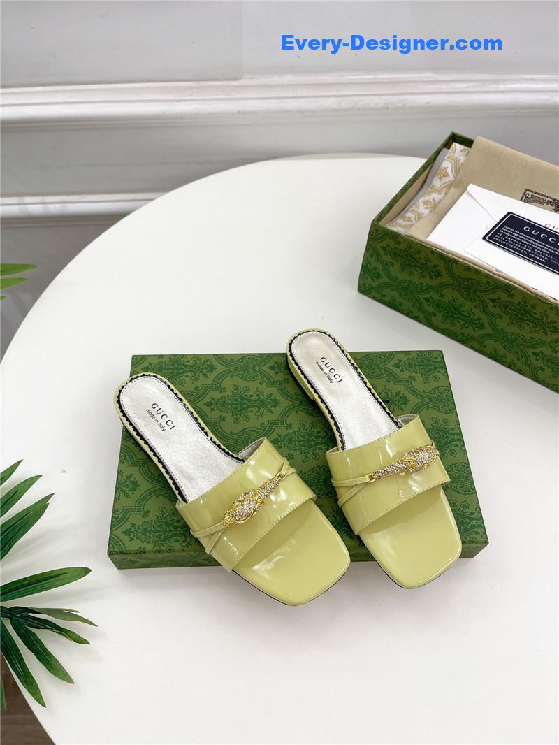 Gvc*1 new metal snake head slippers