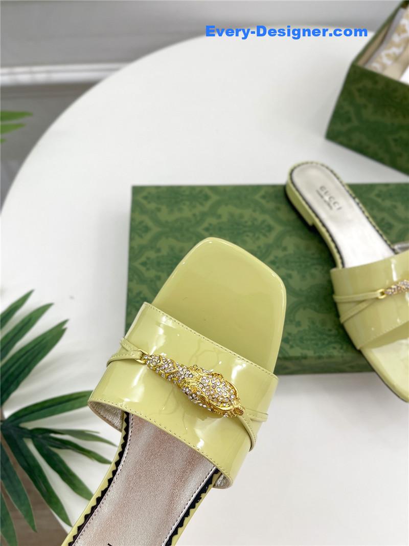 Gvc*1 new metal snake head slippers