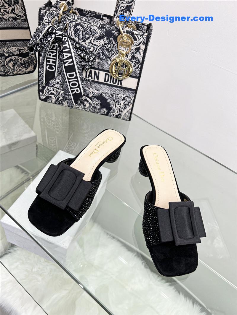 D10r pearl square buckle retro ballet high heels