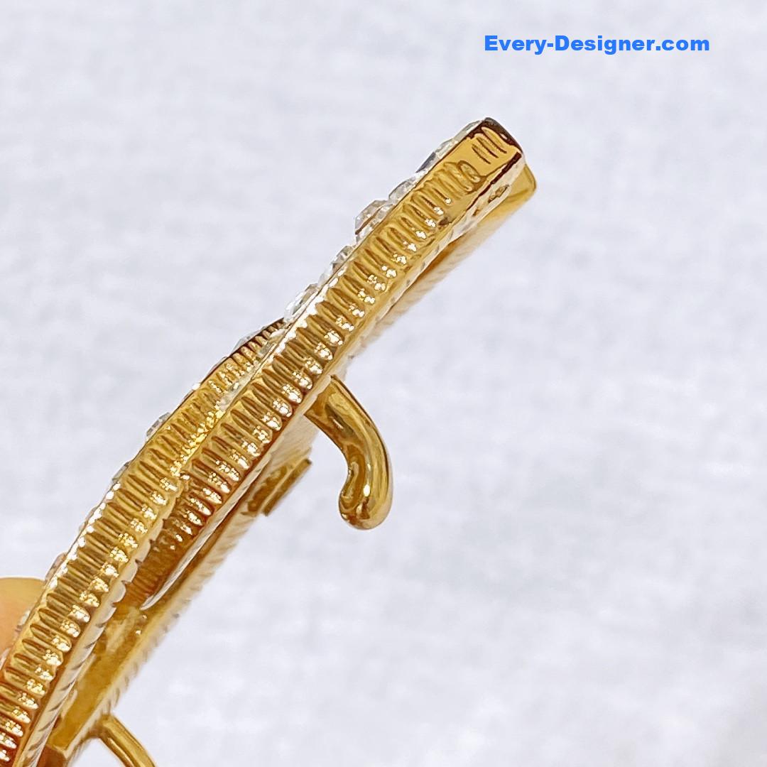 Ch**el rhinestone golden brass metal logo buckle calfskin belt