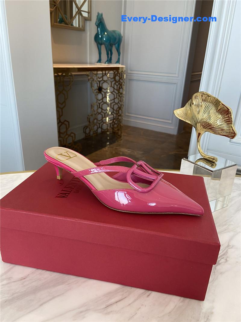 Va1e*ntin0 top sandals