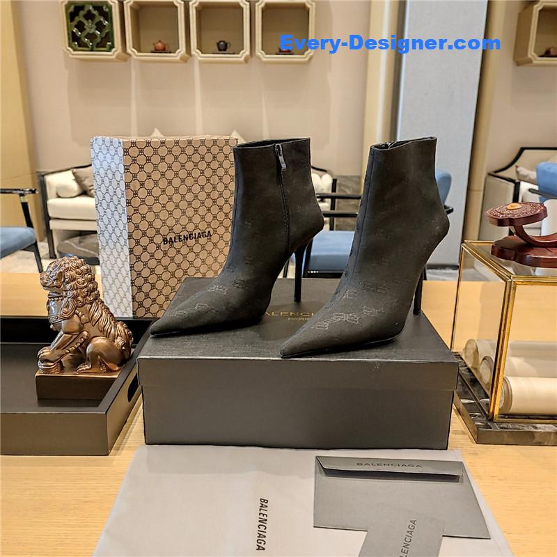 Ba1en*iaga pointed toe stiletto boots