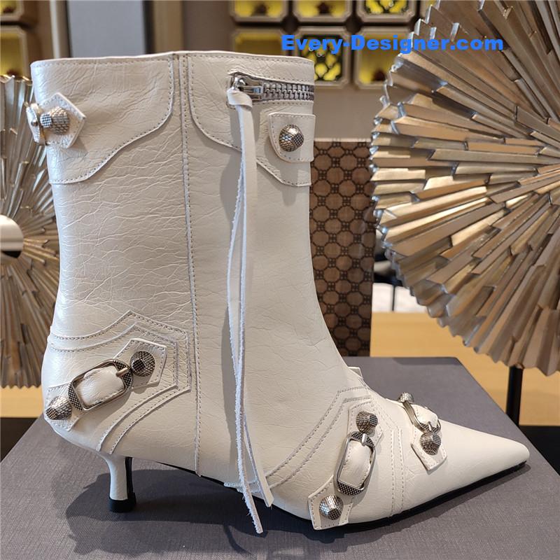 Ba1en*iaga orange pointed toe side zip kitten heel booties