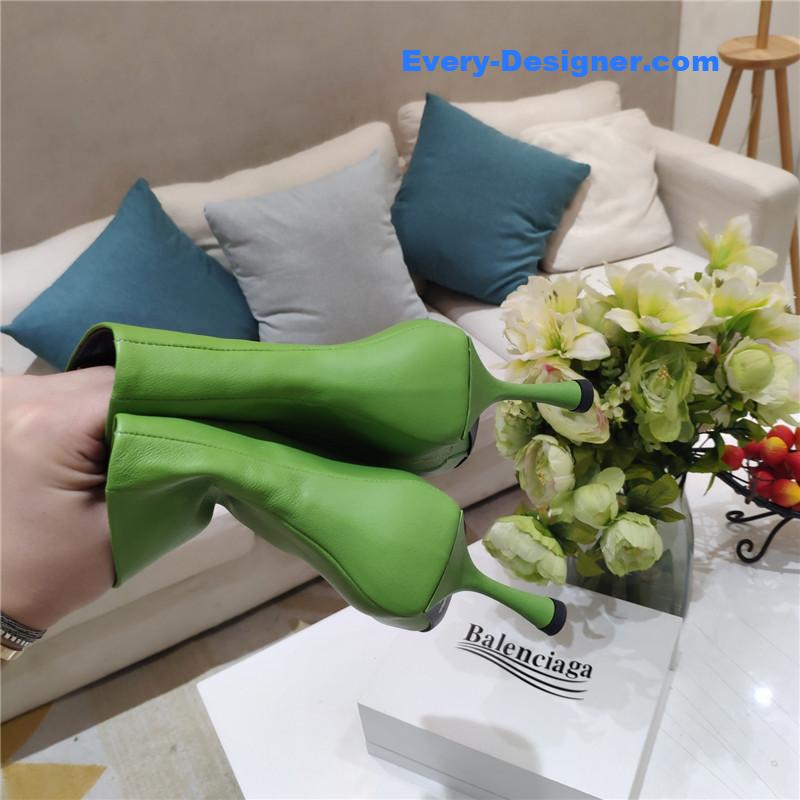 Ba1en*iaga new shape double b buckle flower toe ankle boots