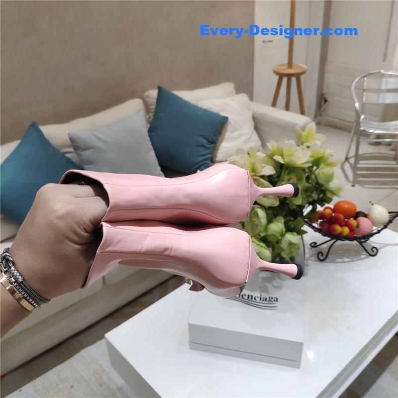 Ba1en*iaga new shape double b buckle flower toe ankle boots