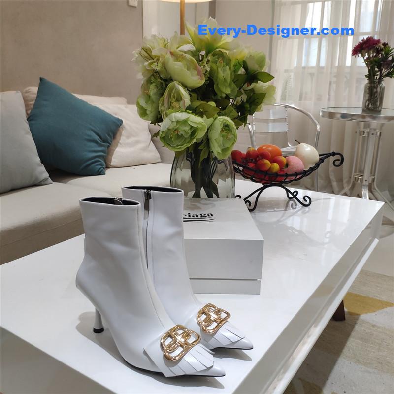 Ba1en*iaga new shape double b buckle flower toe ankle boots